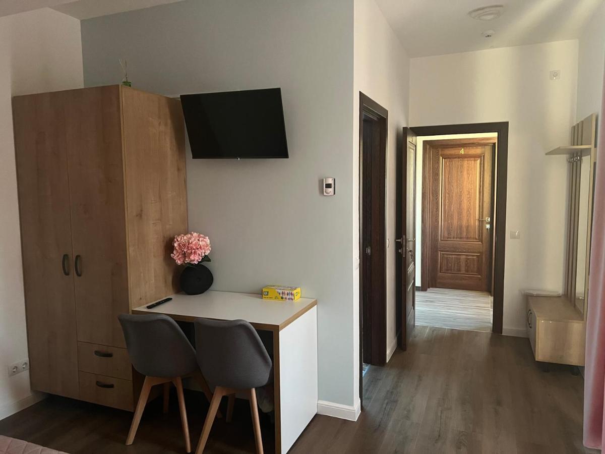 Casa Cu Flori Maramures Baia Mare Ngoại thất bức ảnh